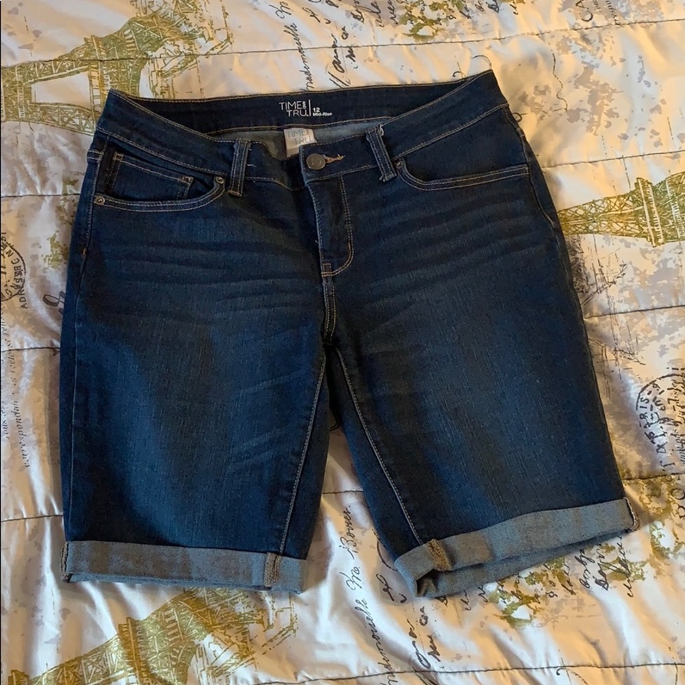 MID-RISE JEAN SHORTS